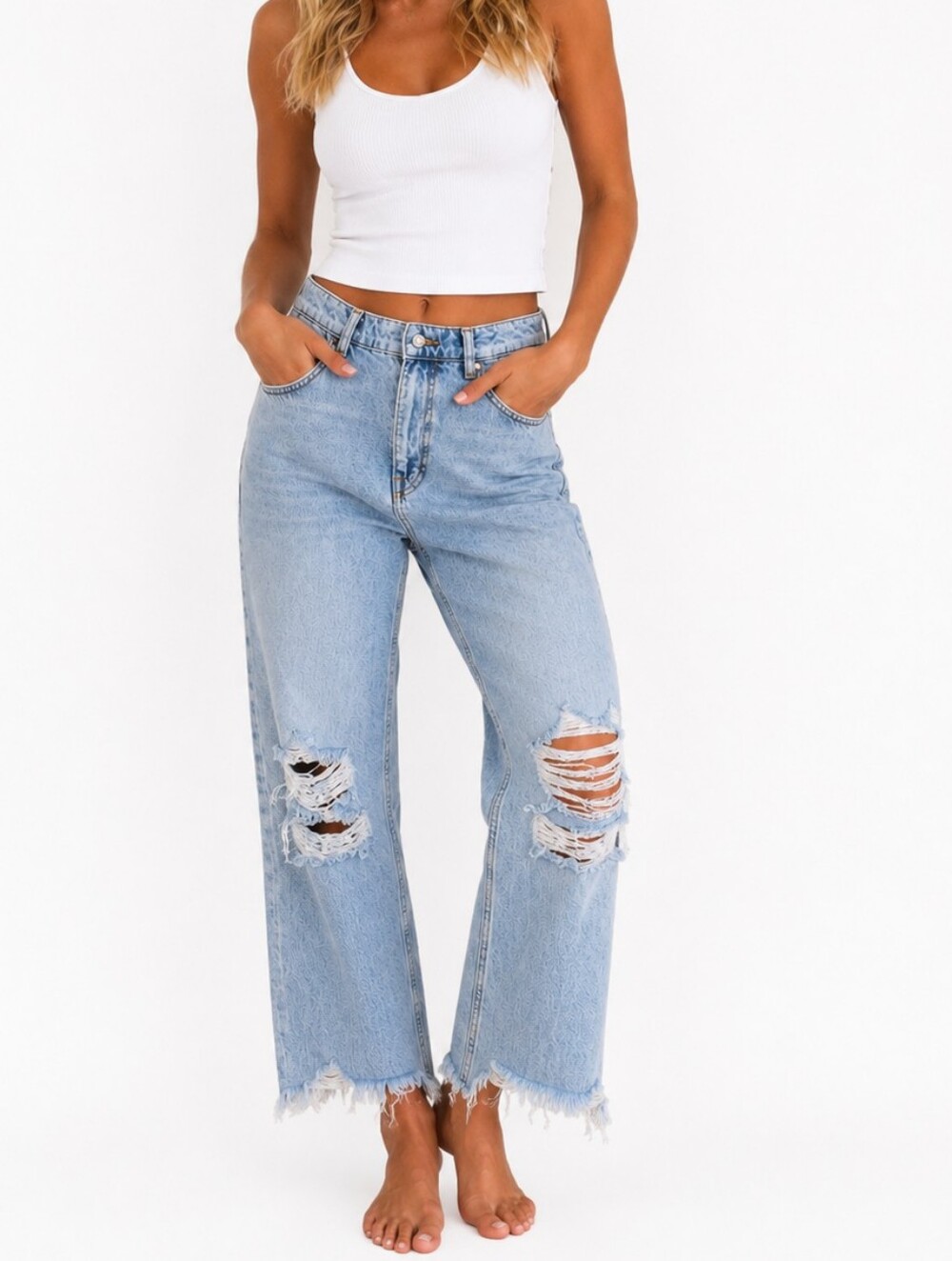 BDG Light Blue Distressed Women's Jeans Size 30